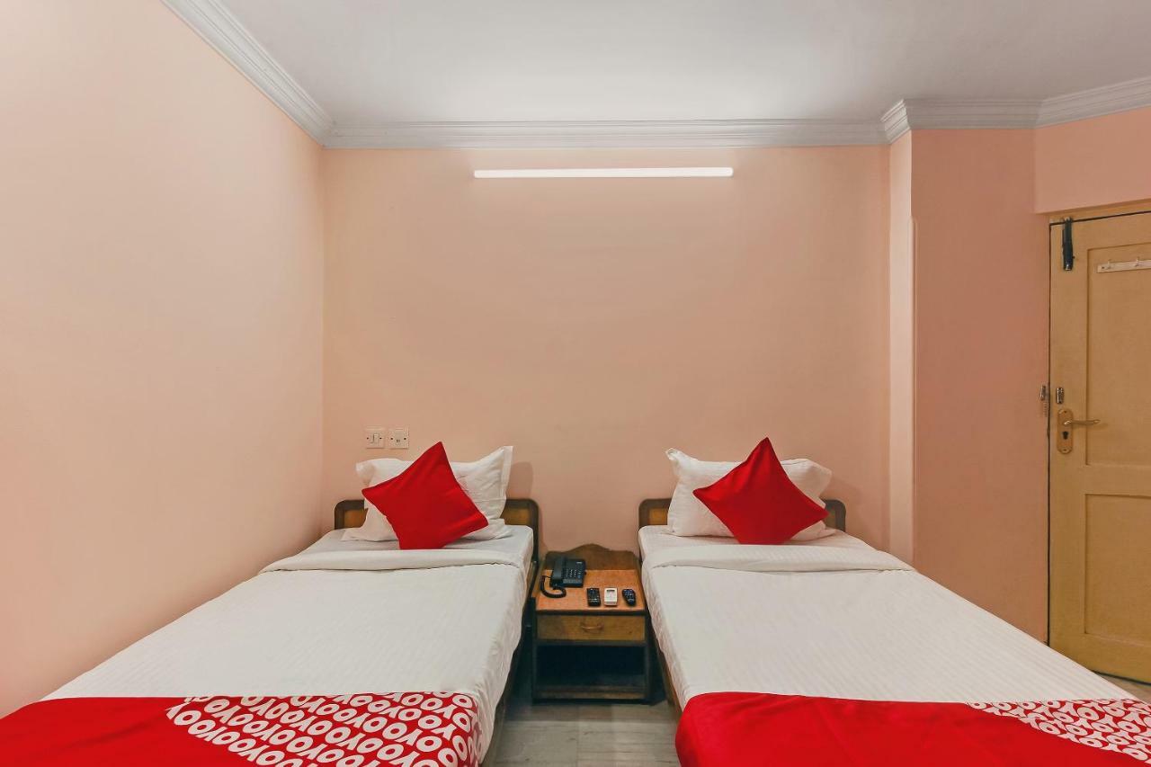 Oyo 23191 Flagship Hotel Raj Madan Ameerpet ไฮเดอราบัด ภายนอก รูปภาพ